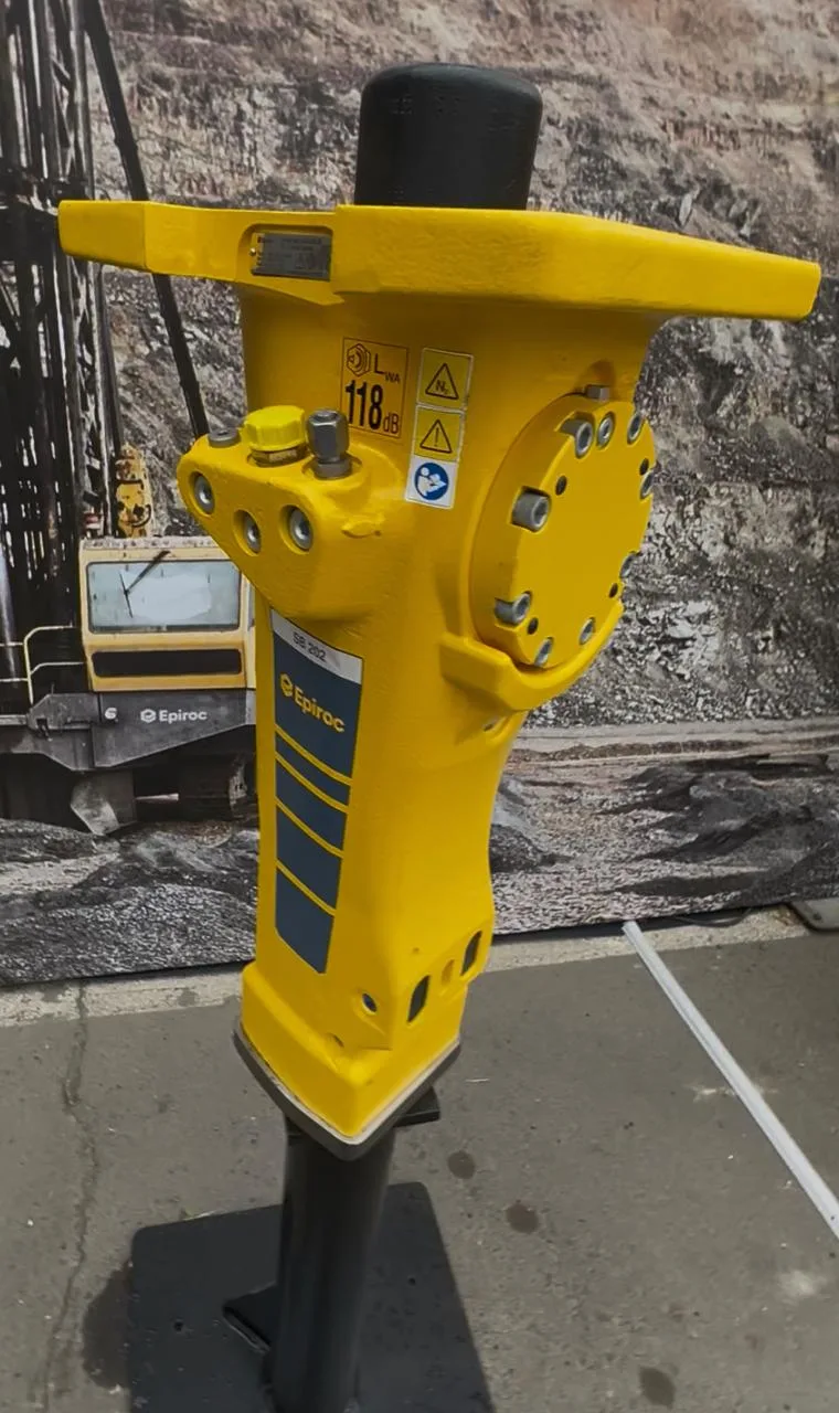 Martillo hidráulico Epiroc SB202